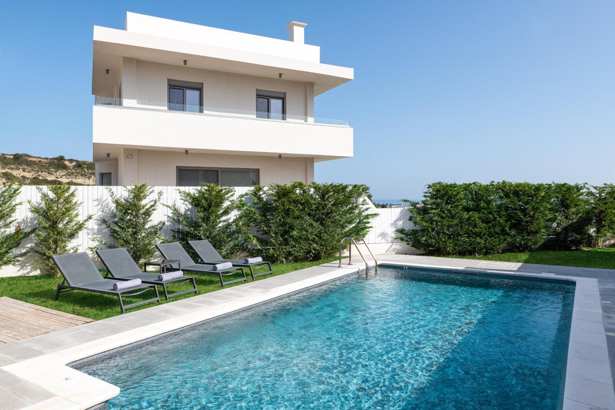 Pantheon Luxury Rhodes Island *