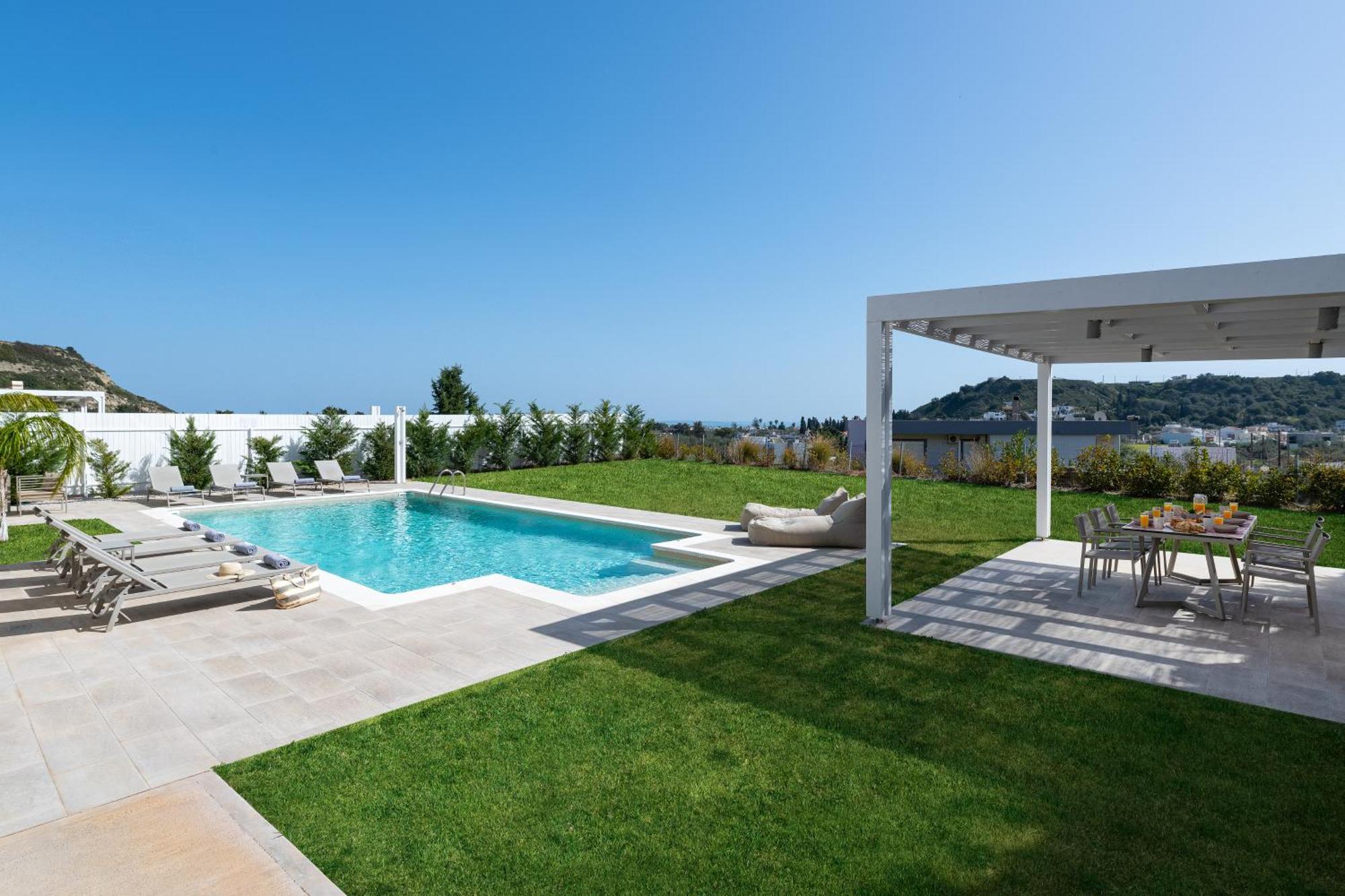 Pantheon Luxury Rhodes Island * Afantou