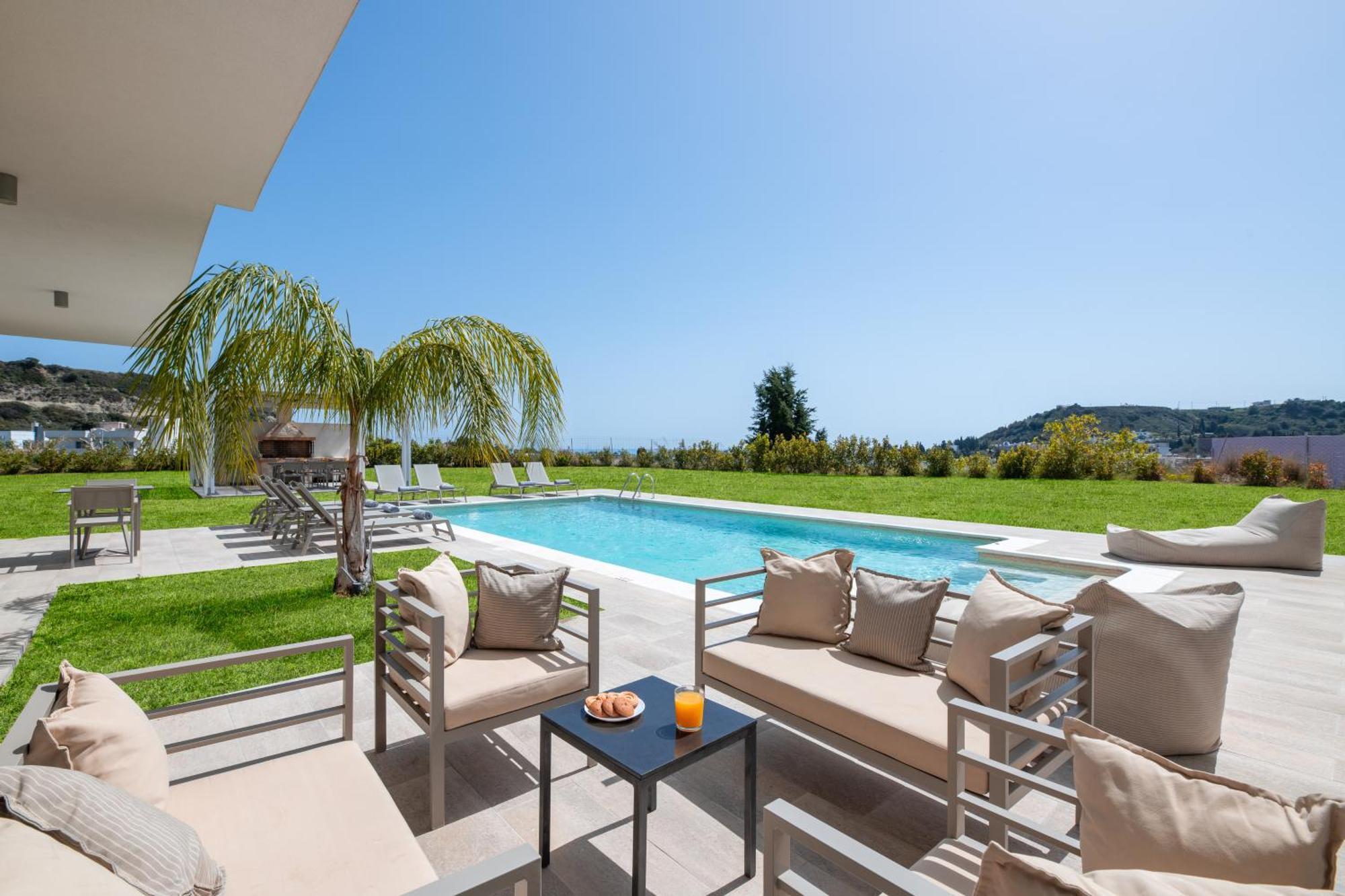 Pantheon Luxury Rhodes Island *